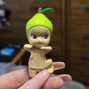 Sonny Angel Pear Hipper 100% Authentic